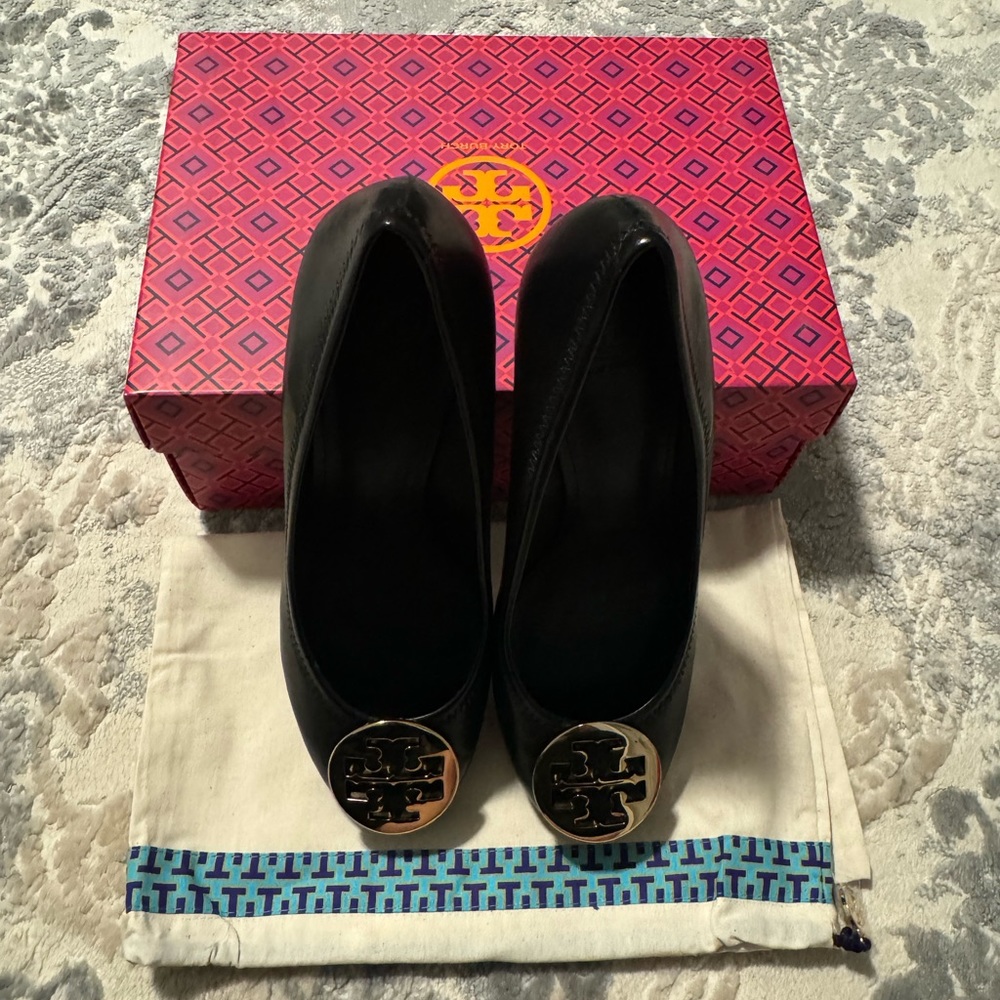 Tory Burch Mestico/ Metal logo black heels with gold hardware